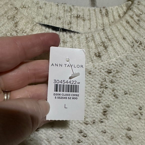 NWT Ann Taylor Cream & Gold Metallic Shimmer Puff Sleeve Sweater Sz Large Party - Picture 4 of 6